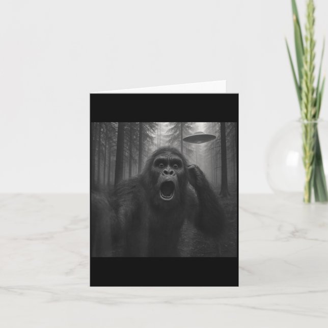 Bigfoot Alien Ufo Selfie Funny Sasquatch Meme Men  Card (Front)