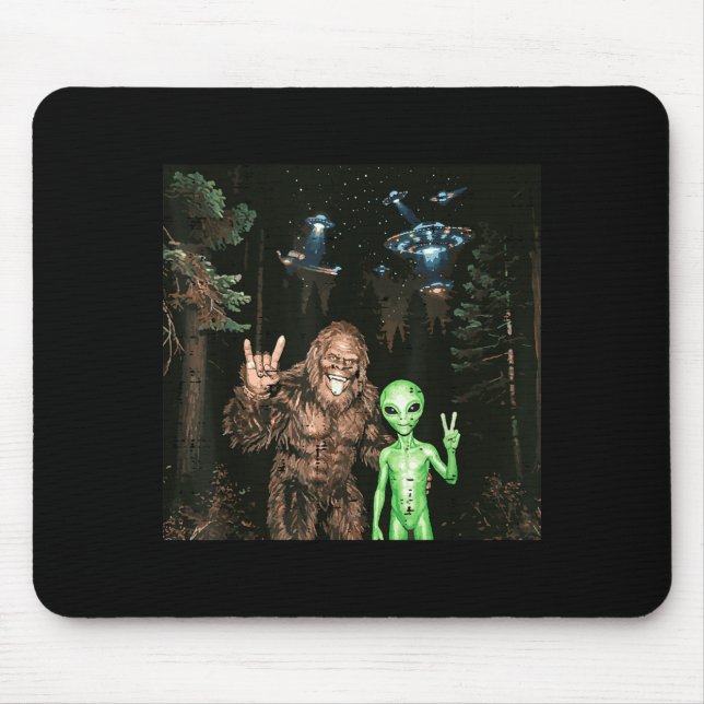 Bigfoot alien ufo selfie funny sasquatch meme men mouse mat (Front)