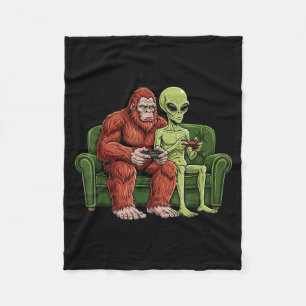 Bigfoot Alien Video Games Gaming Sasquatch Ufo Men Fleece Blanket