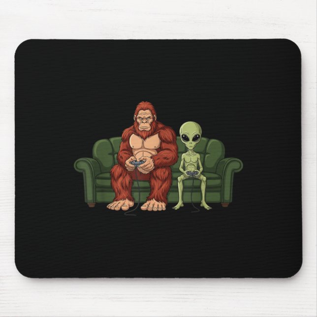 Bigfoot Alien Video Games Gaming Sasquatch Ufo Men Mouse Mat (Front)