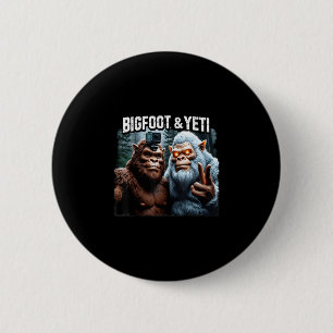 Bigfoot and yeti selfie retro forest nature 6 cm round badge