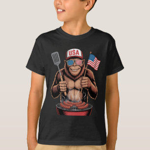 Bigfoot Bbq 4th Of July Funny Patriotic Sasquatch T-Shirt