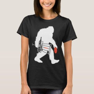 Bigfoot Disc Golf Cryptid Sasquatch Disc Golfer T-Shirt
