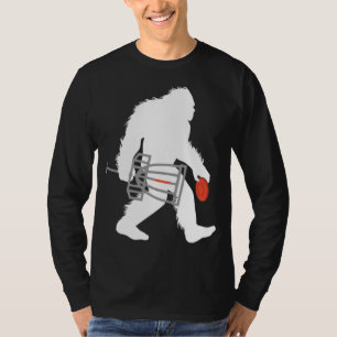 Bigfoot Disc Golf Cryptid Sasquatch Disc Golfer T-Shirt