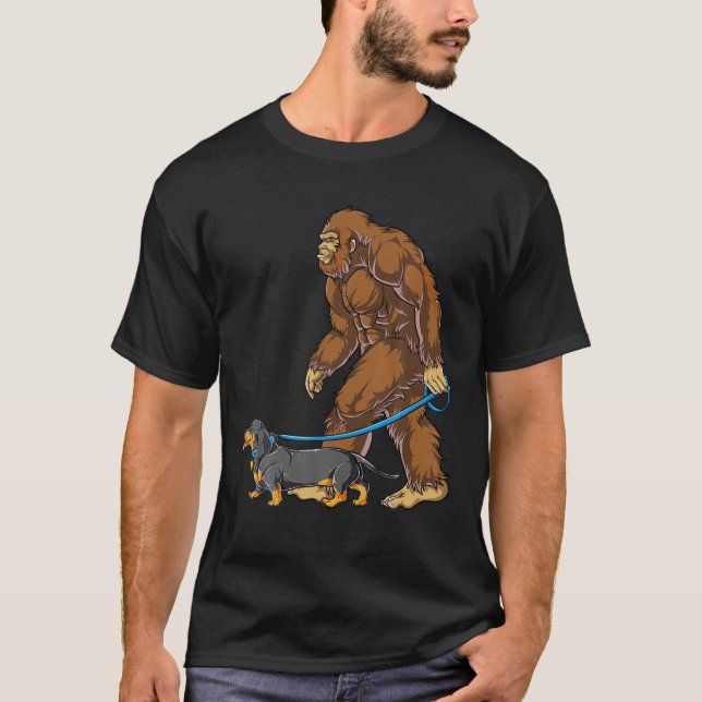 Bigfoot Dog Walk Dachshund Men Women Sasquatch Lov T-Shirt (Front)