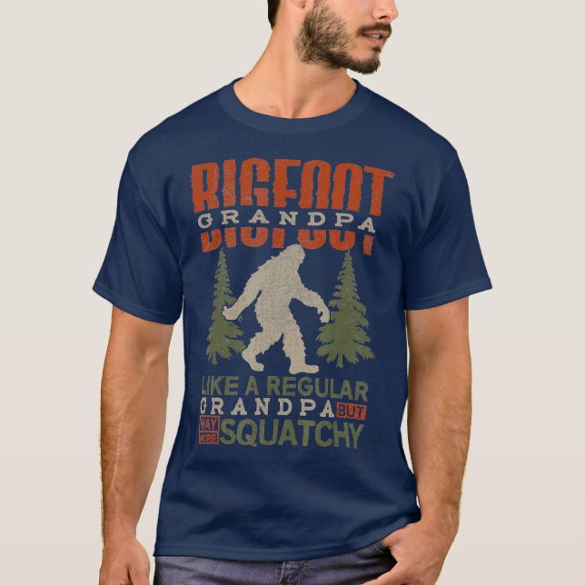 Bigfoot Grandpa  Regular Grampy Sasquatch Men T-Shirt (Front)