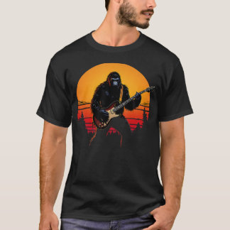 Bigfoot Guitarist Art Retro Sasquatch Playing Guit T-Shirt