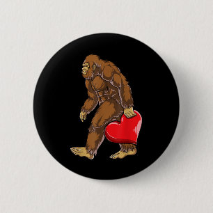 Bigfoot Heart Valentines Day Boys Men Love Sasquat 6 Cm Round Badge