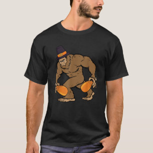Bigfoot Holding Turkey Leg Thanksgiving Day Funny T-Shirt