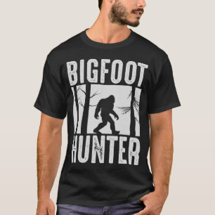 Bigfoot Hunter Funny Bigfoot Believer T-Shirt