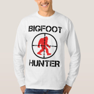 Bigfoot Hunter Funny Bigfoot Lover T-Shirt