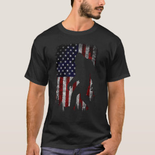 Bigfoot I Believe Sasquatch American Flag Silhouet T-Shirt
