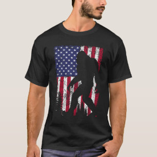 Bigfoot I Believe Sasquatch American USA Flag  T-Shirt