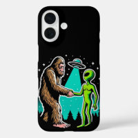 Bigfoot Meets Alien