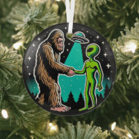 Bigfoot Meets Alien