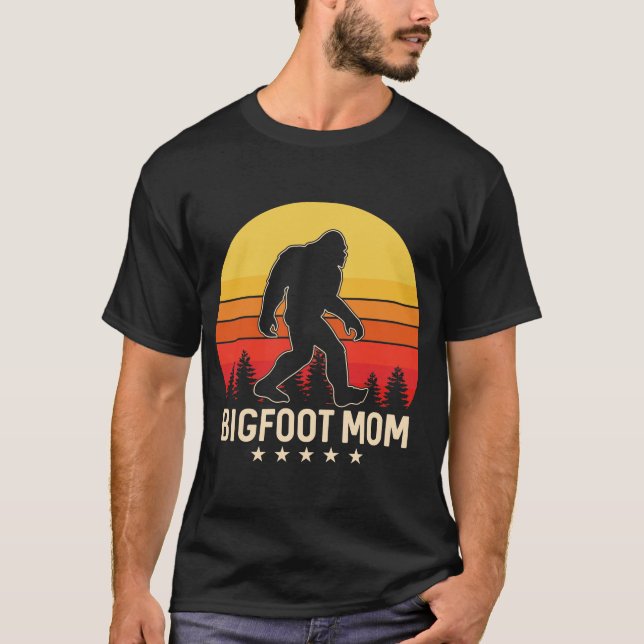 Bigfoot Mum T-Shirt (Front)