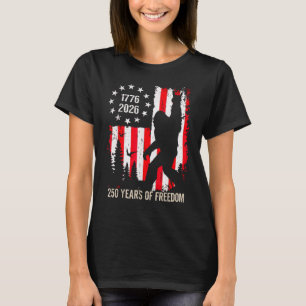 Bigfoot Patriotic 250 Years of Freedom American US T-Shirt