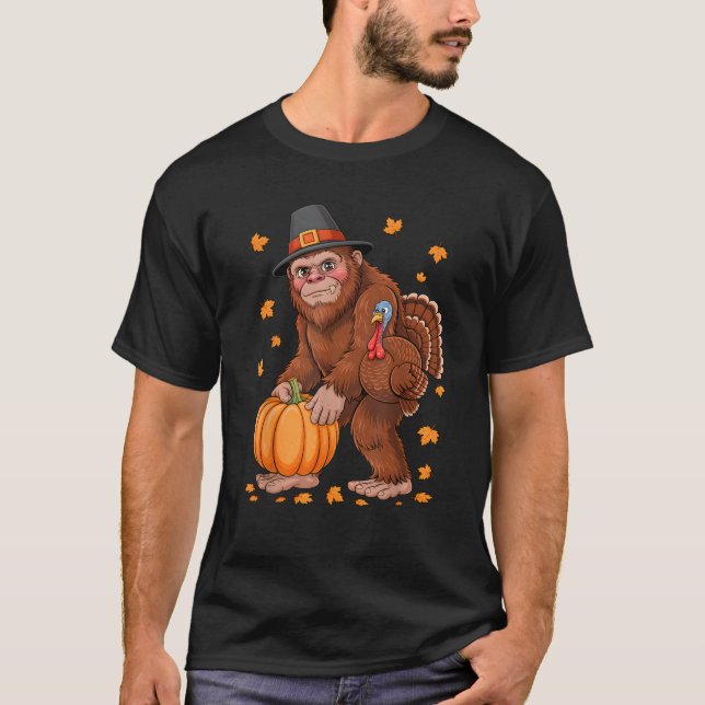Bigfoot Pilgrim Turkey Pumpkin Thanksgiving Day Bo T-Shirt (Front)