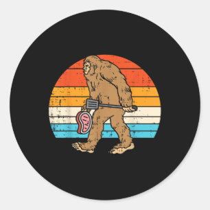 Bigfoot Sasquatch Bbq Retro Barbecue Grilling Men Classic Round Sticker