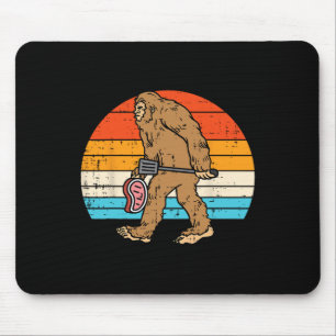 Bigfoot Sasquatch Bbq Retro Byrbecue Grilling Men Mouse Mat