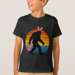 Bigfoot Sasquatch Easter Bunny Egg Hunt Funny Men T-Shirt