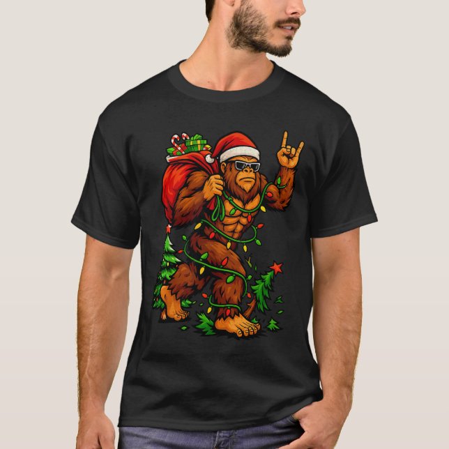 Bigfoot Sasquatch For Men Grandpa Boys Kids Christ T-Shirt (Front)