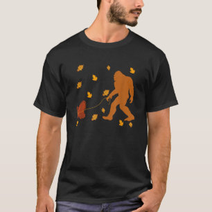 Bigfoot Sasquatch Turkey Autumn Fall Thanksgiving T-Shirt