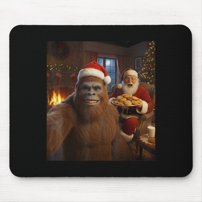 Bigfoot Selfie With Santa Claus Funny Christmas Me Mouse Mat (Front)