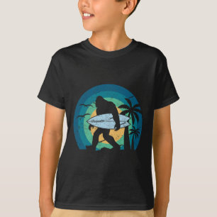 Bigfoot Surfing Funny Sasquatch Yeti Surf Men Wome T-Shirt