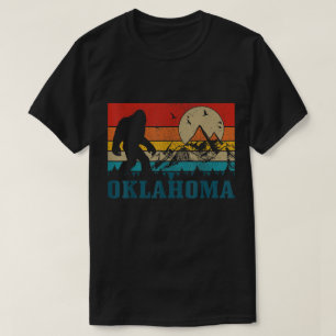 Bigfoot Taco Retro Funny Design T-Shirt