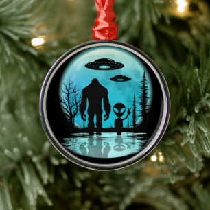 Bigfoot UFO Alien Metal Tree Decoration