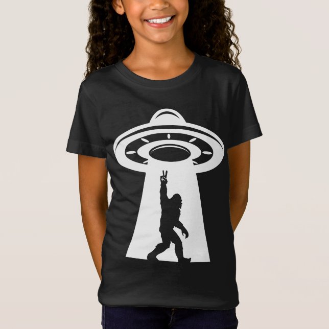 Bigfoot UfO  T-Shirt (Front)