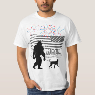 Bigfoot walking dog 4th July.w T-Shirt