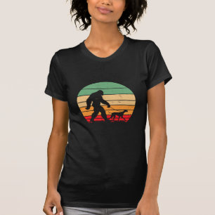 Bigfoot Walking German Shorthaired Pointer Dog Vin T-Shirt