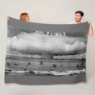 BIKINI ATOLL FLEECE BLANKET