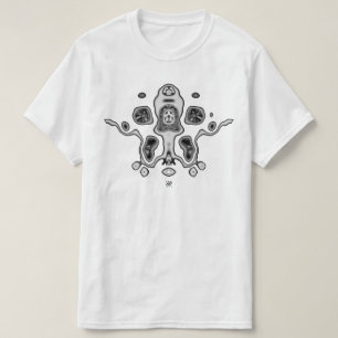 Biomechanical alien drone / alien squid v4 T-Shirt
