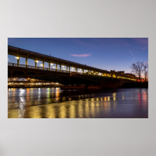 Bir-Hakeim bridge at dawn in winter - Paris Poster
