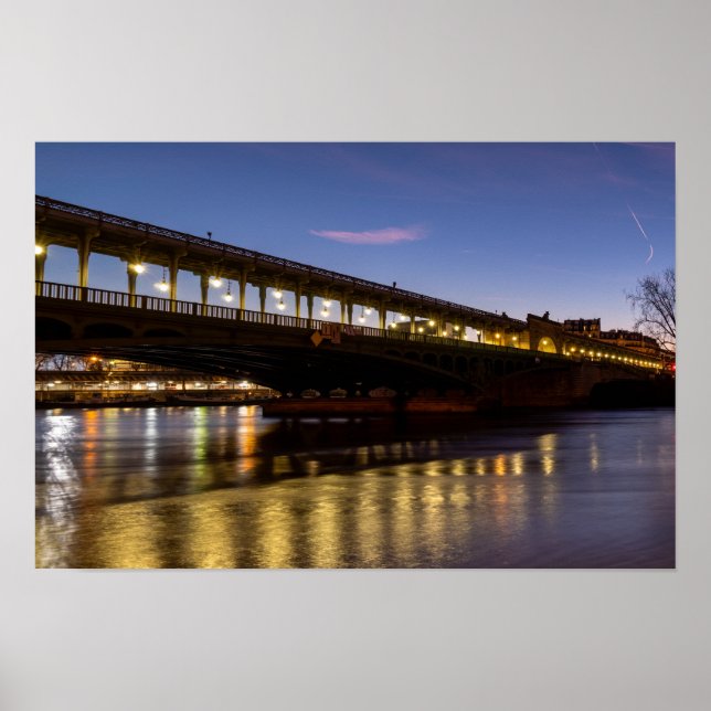 Bir-Hakeim bridge at dawn in winter - Paris Poster (Front)