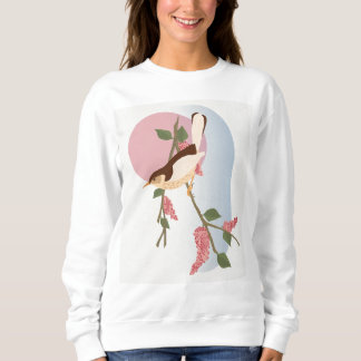 Bird Design Women’s T-Shirt – Nature-Inspired Sweatshirt