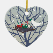 Bird on the nest at Christmas