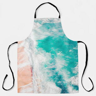 Bird's eye view of ocean waves apron