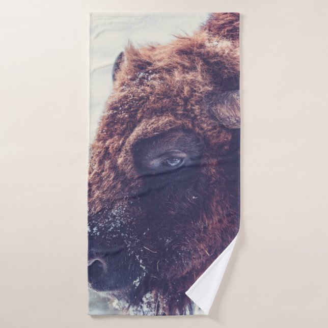 BISON IN THE WINTER BATH TOWEL (Bath Towel)