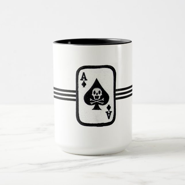 BLACK ACES MUG (Center)