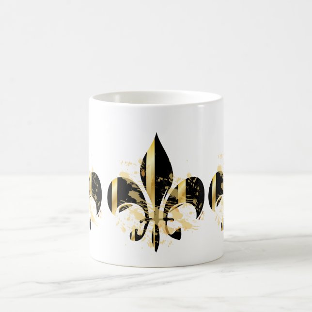 Black and Gold Fleur de Lis Coffee Mug (Center)