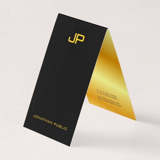 Black And Gold Modern Monogram Elegant Template Business Card (Front)