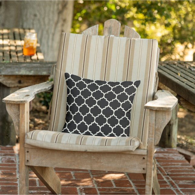 Black And Ivory Cream Quatrefoil Trellis Pattern Cushion (Chair)