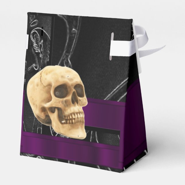 Black and purple gothic damask and skull wedding favour box (Back Side)