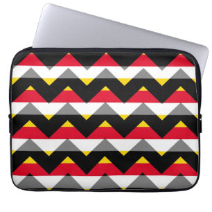 Black and Red Chevron Zigzag Stripe Pattern Laptop Sleeve