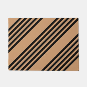 Black and tan five stripe pattern doormat