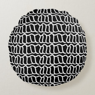Black and White Abstract Wavy Line Pattern Seamles Round Cushion
